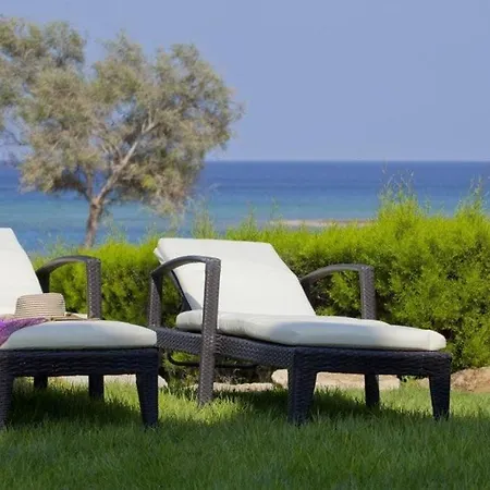 Villa “beautiful Trident Beach Front Suite”